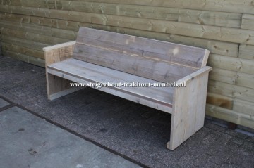 8 steigerhout bank design