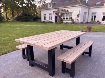 Douglas tuintafel metaal h 1 verkleind bankjes
