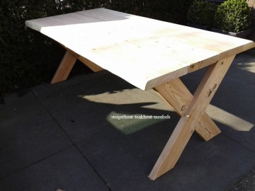 Douglashout  tafel kruispoot 1 n