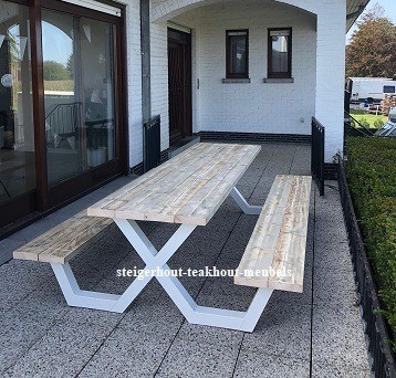 Douglashout picknicktafel metaal x n