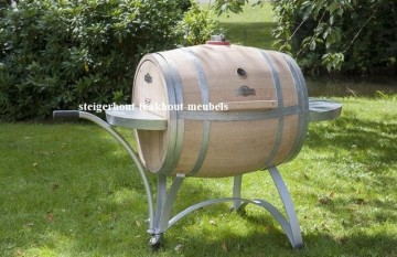Eiken wijnvat barbecue n