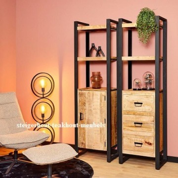 Mangohout boekenkast bo sfeer n