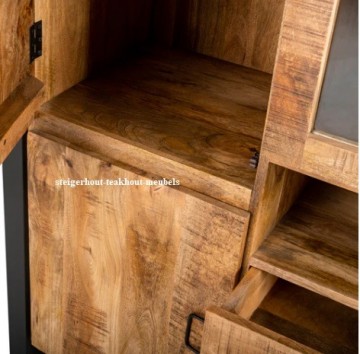 Mangohout vitrinekast smal detail n