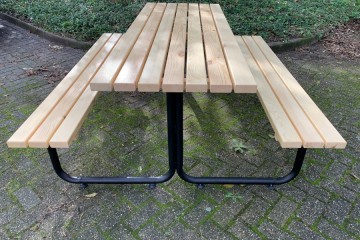Picknicktafel grenen design metaal