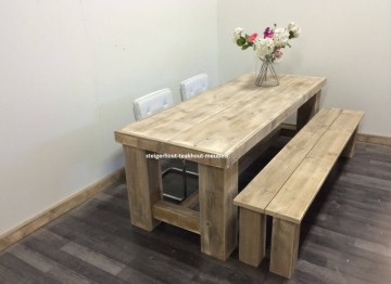 Sfeer steigerhouten tafel robuust met bank robuust n