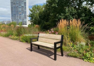 Steigerhout bank metalen frame