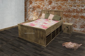 Steigerhout bed met kistjes n 1