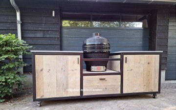 Steigerhout buitenkeuken metaal komado 2 n