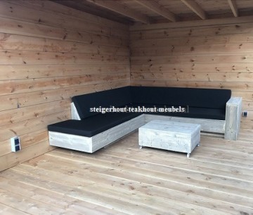 Steigerhout hoekbank myrle sfeer kussens zwart n