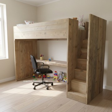 Steigerhout hoogslaper trap bureau vrij sfeer 815x815