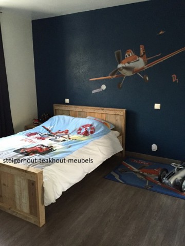 Steigerhout kinderbed klassiek naam klein