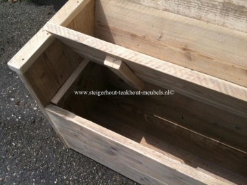 Steigerhout klepbankdetail