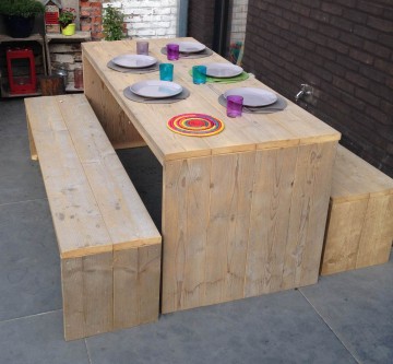 Steigerhout picknickset sfeer kleurloos bijsnijden