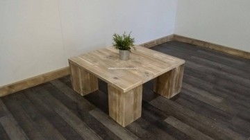 Steigerhout salontafel basic opzij