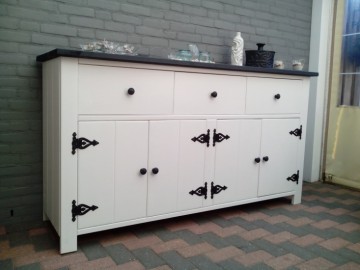 Steigerhoutdressoir4