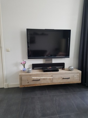 Steigerhouten  tvmeubel zwevend n
