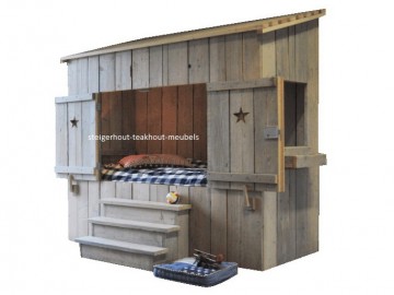 Steigerhouten bedstee n