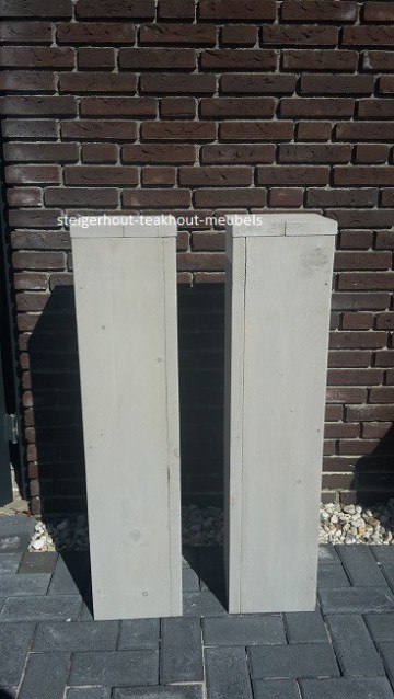 Steigerhouten zuil n