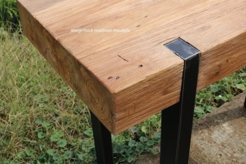 Teakhout sidetable mu dichtbij n