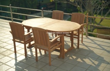 Teakhout tuintafeluitschuifbaar sfeerstoelen n