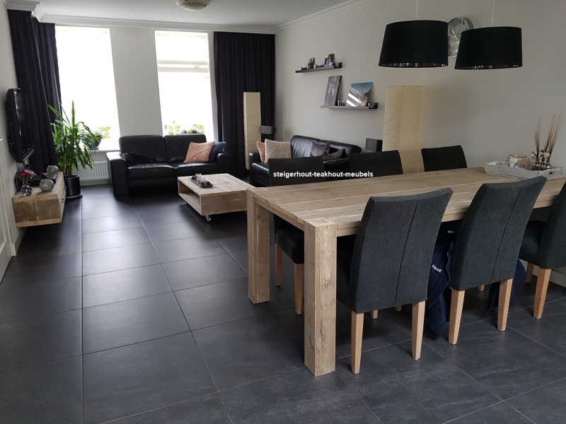 Steigerhouten woonset Bianca